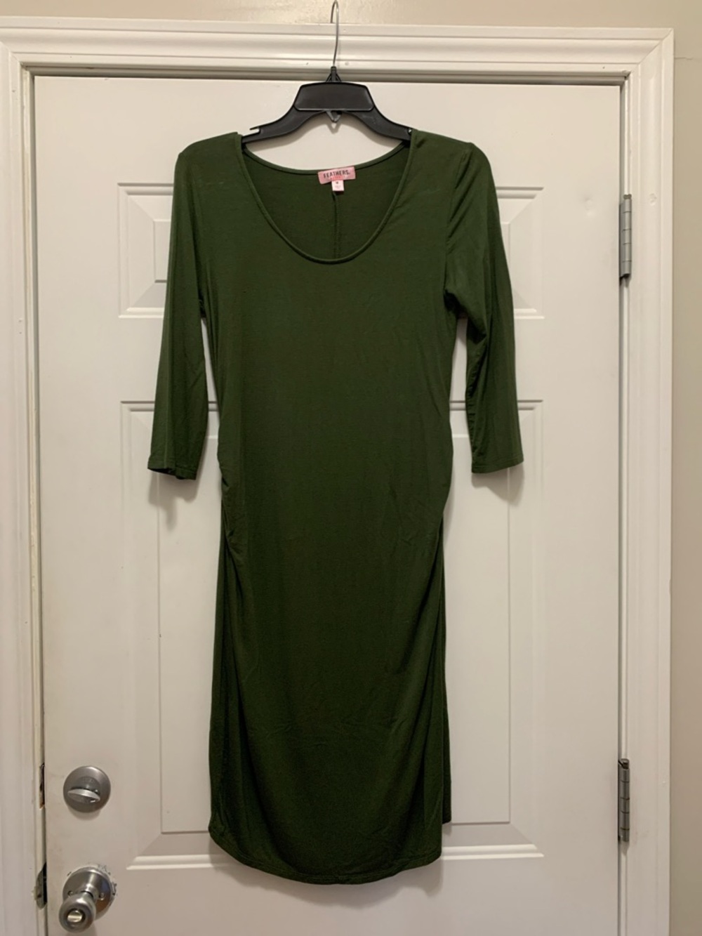 4/$10 feathers Maternity Olive Green Scoop Neck Midi Dress Size Medium